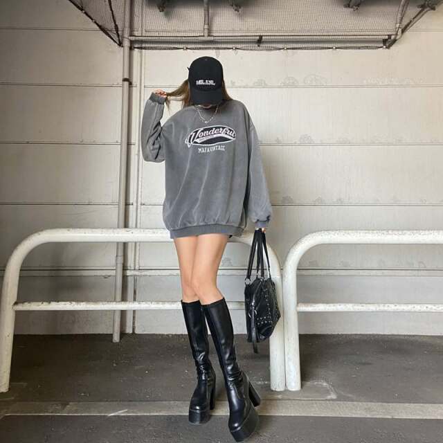 ブリーチロゴプルオーバー