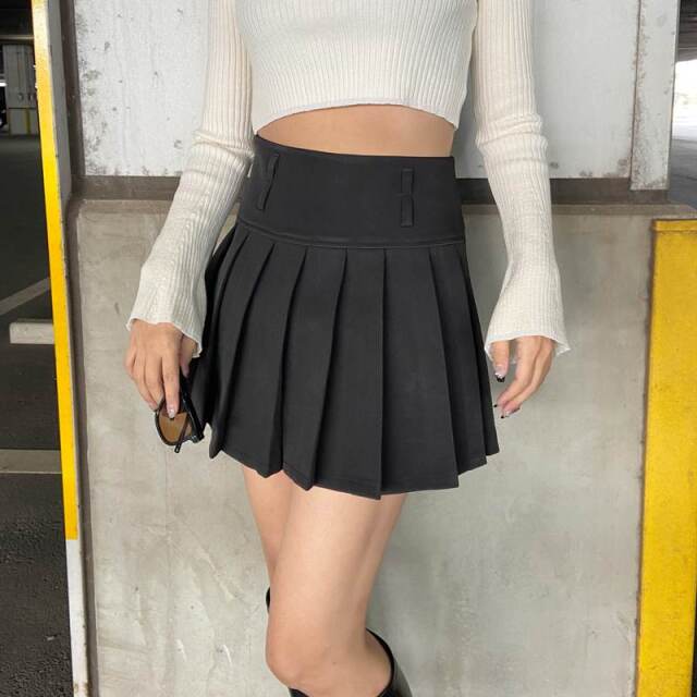 2ベルト付きタックスカート