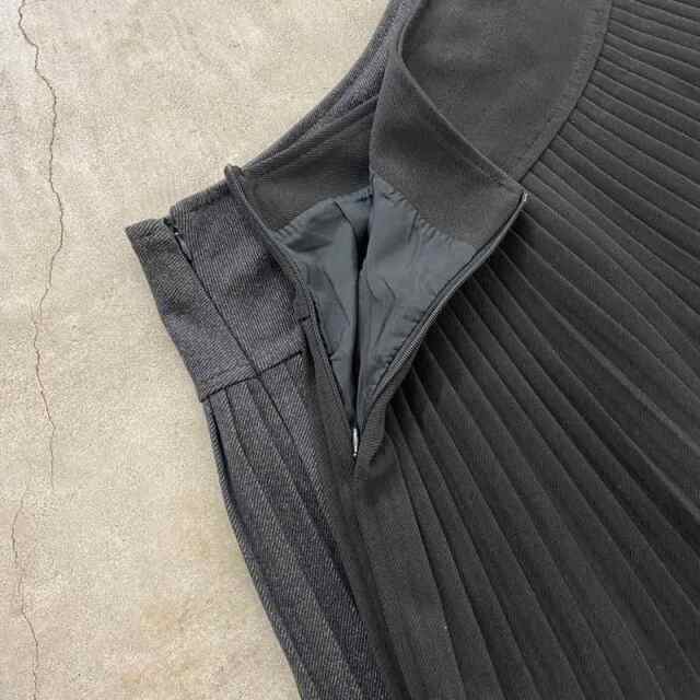 プリーツスカート