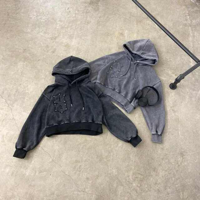 スタッズブリーチロゴフードショート