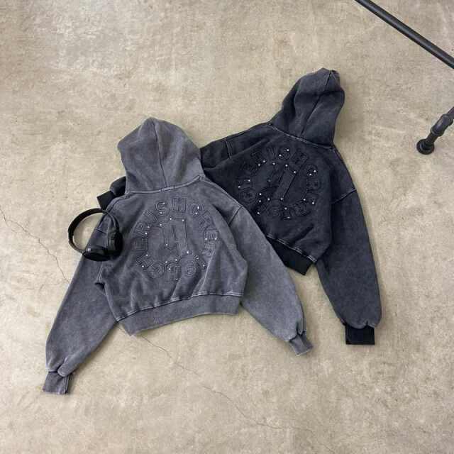 スタッズブリーチロゴフードショート