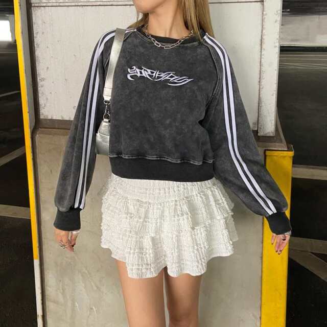 刺繍ロゴラインプルオーバー