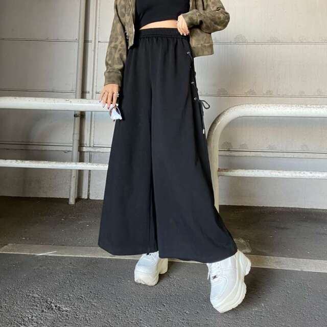 サイドレースアップカットワイドパンツ