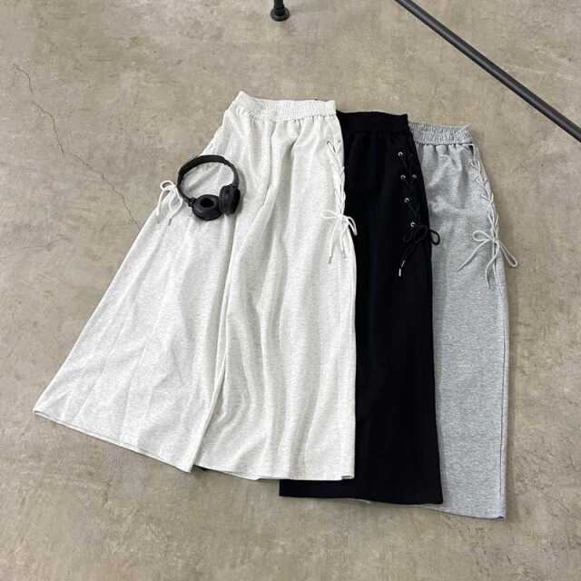 サイドレースアップカットワイドパンツ