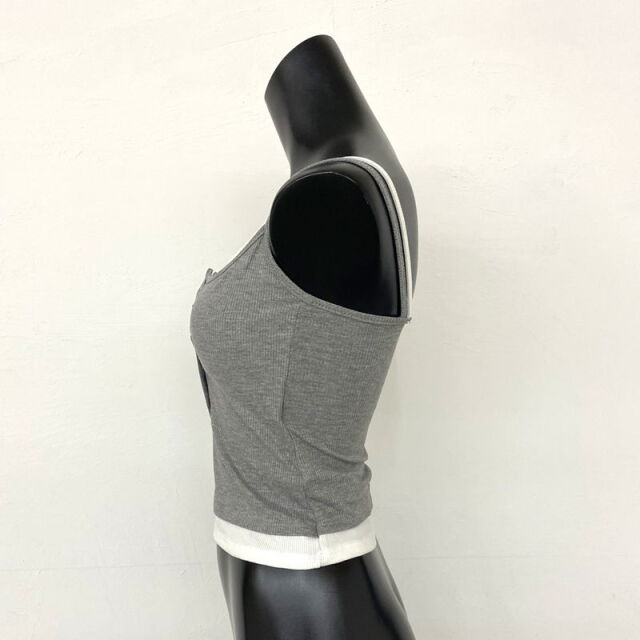 ボタンヘンリーアンサンブル風キャミソール