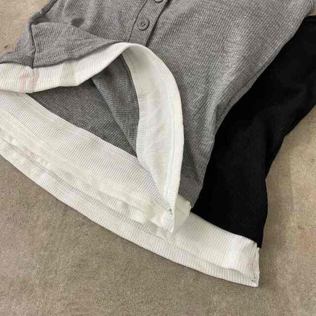 ボタンヘンリーアンサンブル風キャミソール