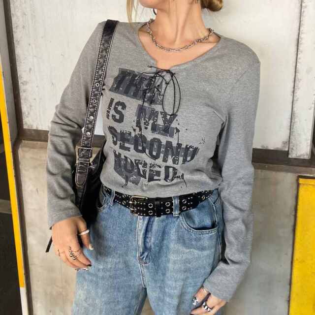 ロゴレースアップTシャツ