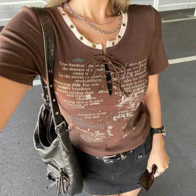 アンサンブル風ロゴレースアップTシャツ
