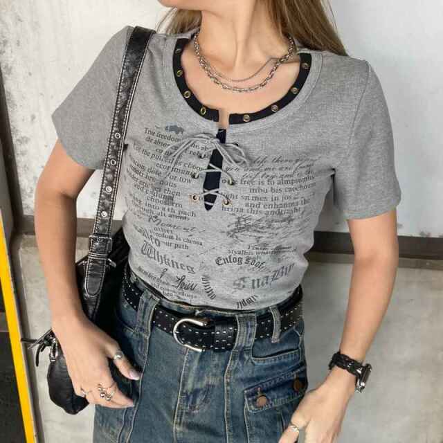 アンサンブル風ロゴレースアップTシャツ