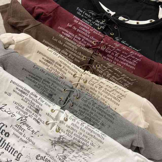 アンサンブル風ロゴレースアップTシャツ