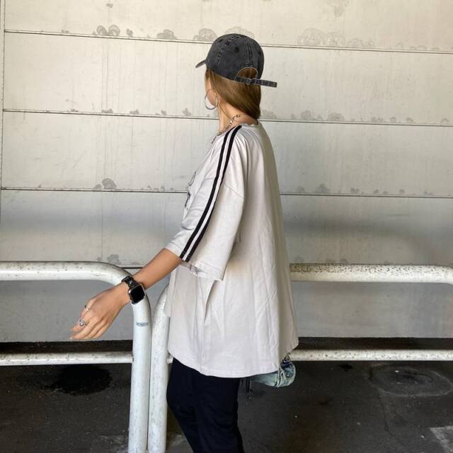 ラインロゴビッグTシャツ