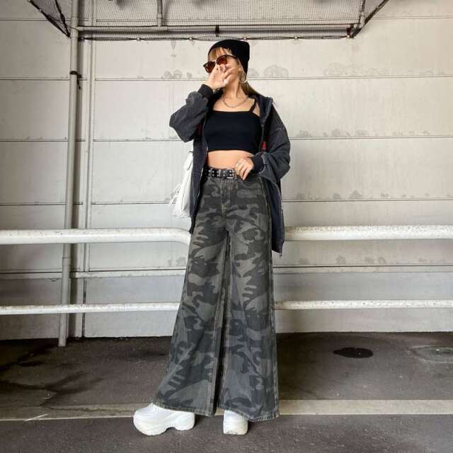 スターベルト付き迷彩ワイドパンツ