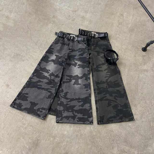 スターベルト付き迷彩ワイドパンツ