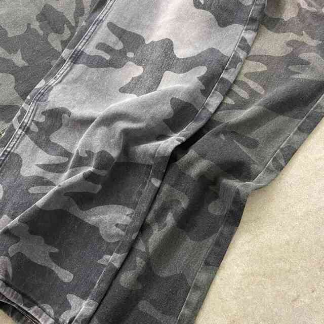 スターベルト付き迷彩ワイドパンツ