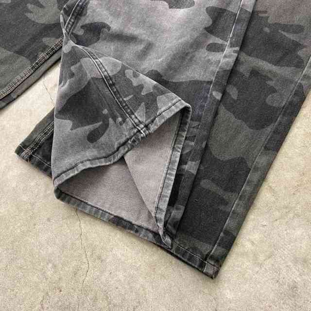 スターベルト付き迷彩ワイドパンツ