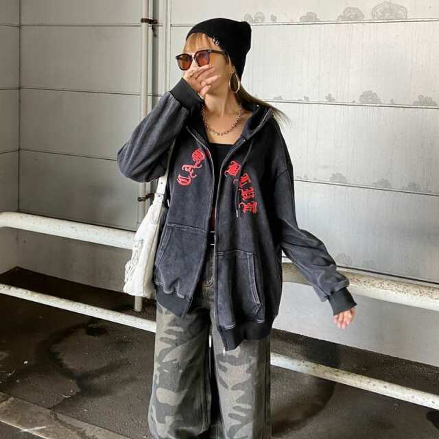 ブリーチZIPビッグパーカー