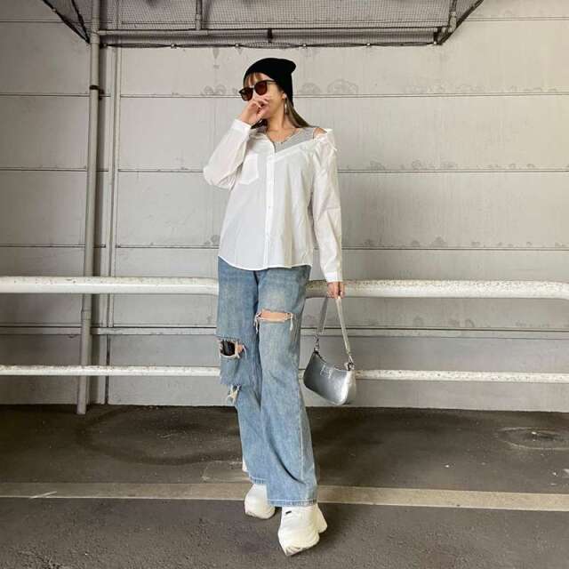 アンサンブル風ワンショルダーシャツ