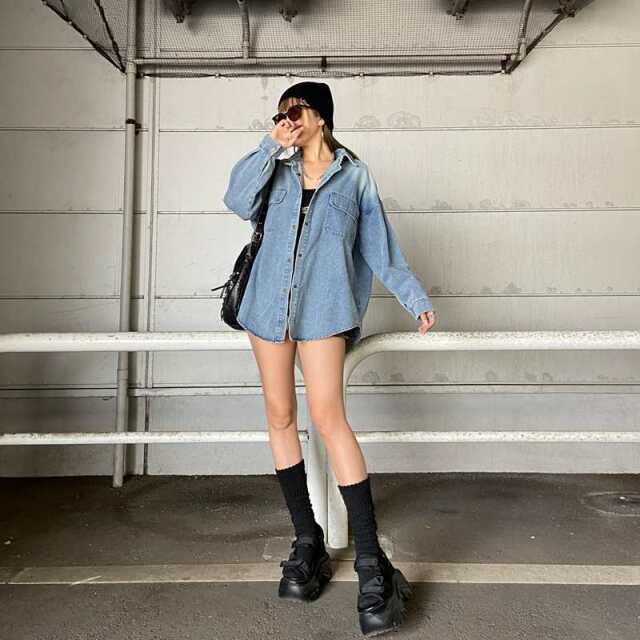 バックタグデニムシャツ