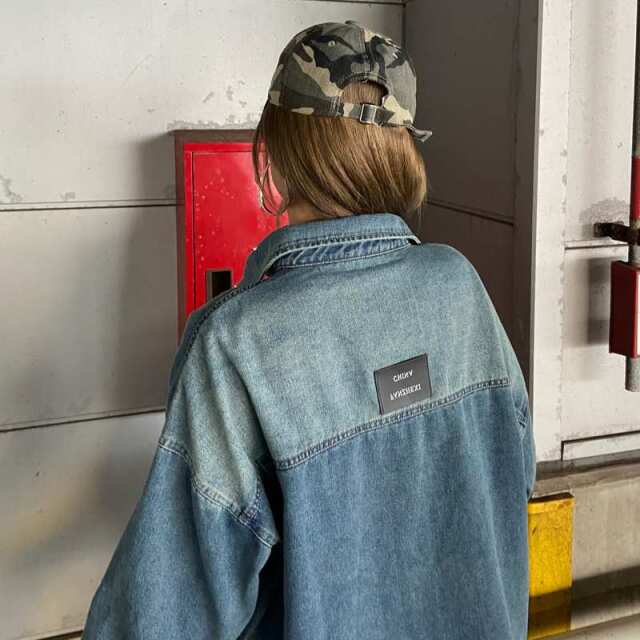 バックタグデニムシャツ