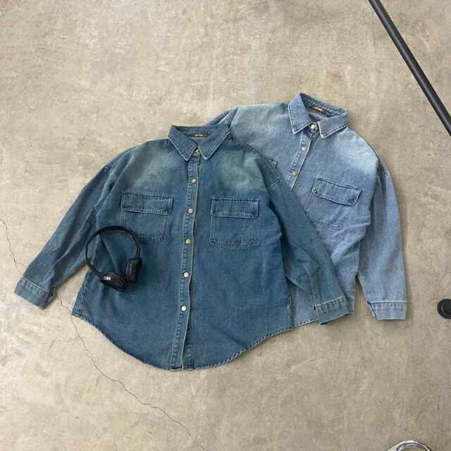 バックタグデニムシャツ