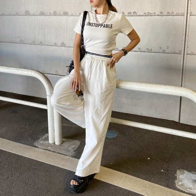 ウエストロゴワイドパンツ・Tシャツセットアップ