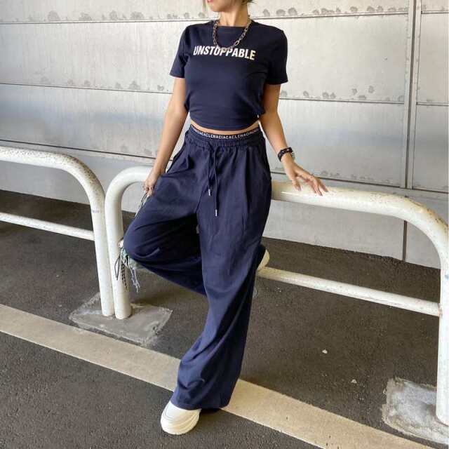 ウエストロゴワイドパンツ・Tシャツセットアップ