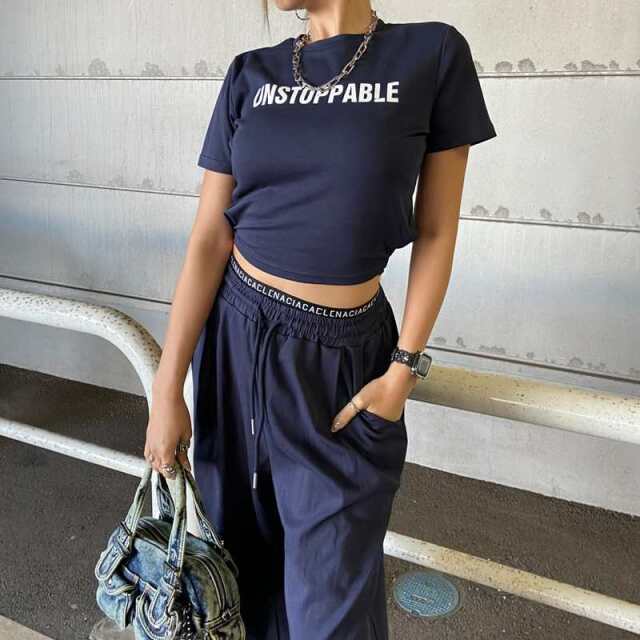 ウエストロゴワイドパンツ・Tシャツセットアップ