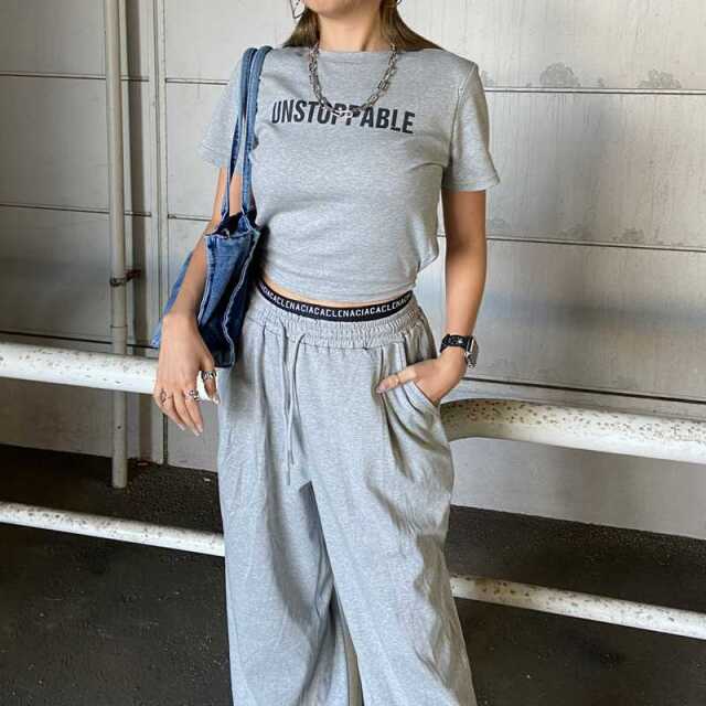 ウエストロゴワイドパンツ・Tシャツセットアップ
