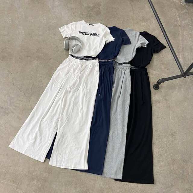 ウエストロゴワイドパンツ・Tシャツセットアップ