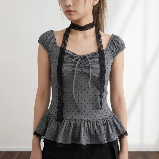ドットチョーカー付きトップス