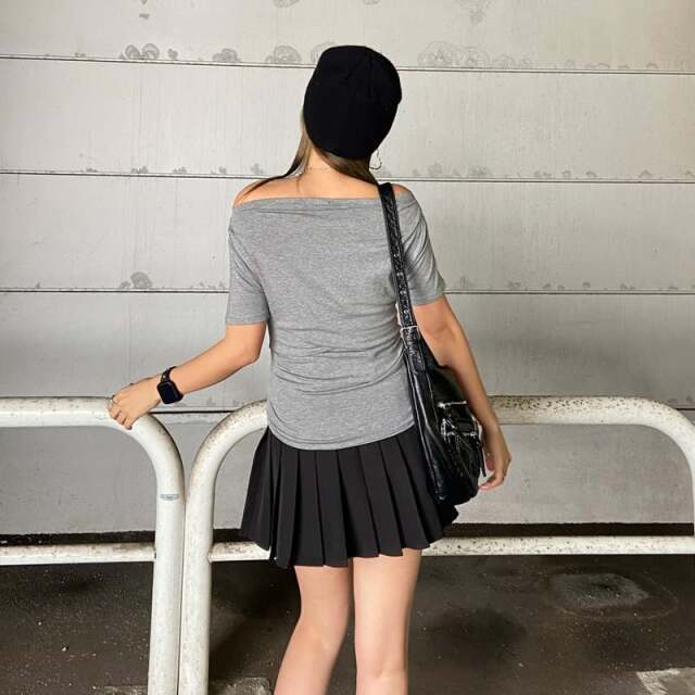 オフショルサイドドロストTシャツ