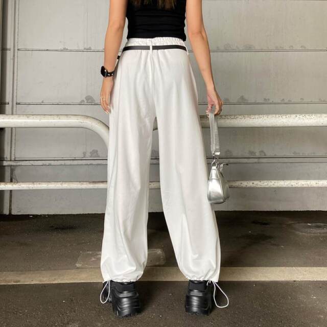 ベルト付きスタッズカットワイドパンツ