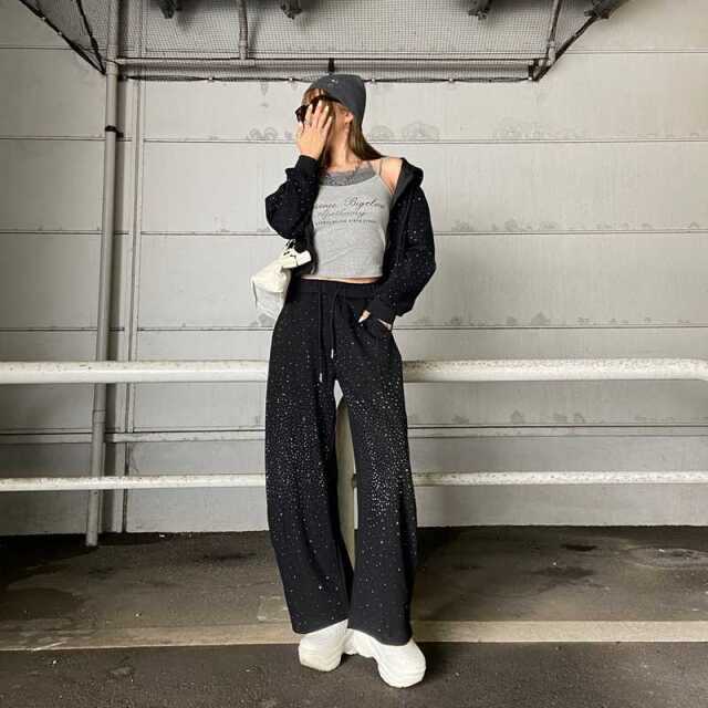 ストーンカットカーブパンツ