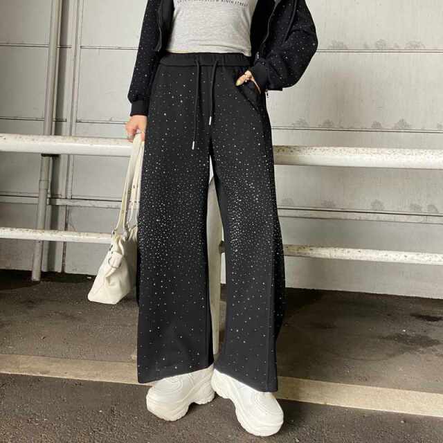 ストーンカットカーブパンツ