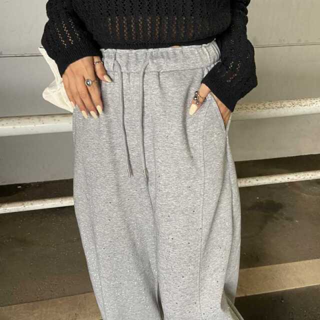 ストーンカットカーブパンツ