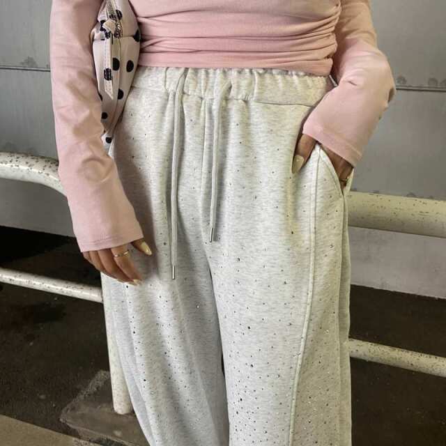 ストーンカットカーブパンツ