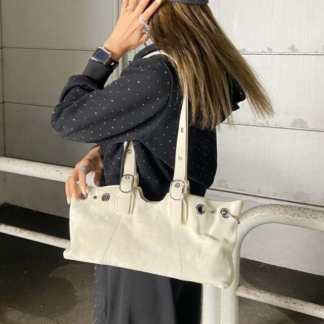 ハトメリングトートバッグ