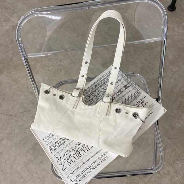 ハトメリングトートバッグ