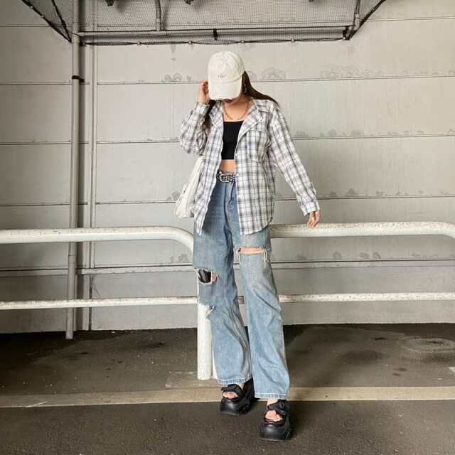 チェックシャツ