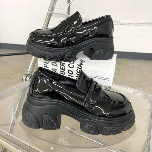 スニーカーローファー