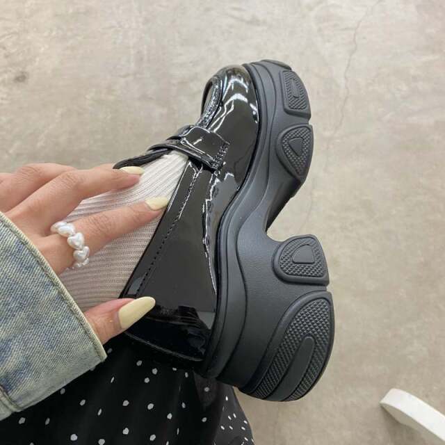 スニーカーローファー