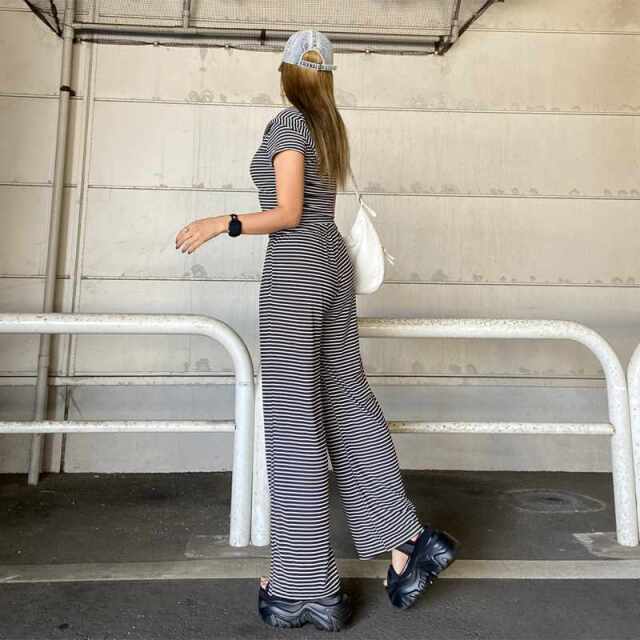 フードWZIPトップス・パンツセットアップ