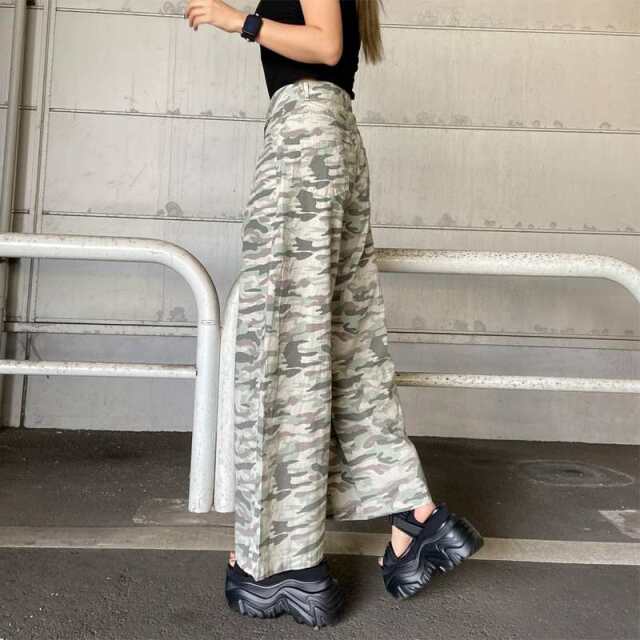 迷彩ワイドパンツ