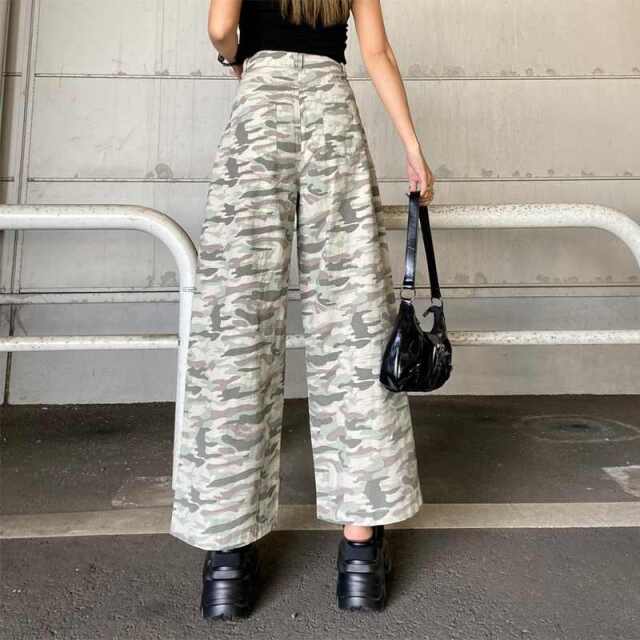 迷彩ワイドパンツ