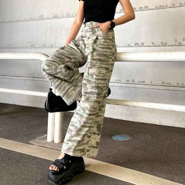 迷彩ワイドパンツ