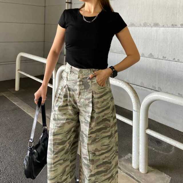 迷彩ワイドパンツ