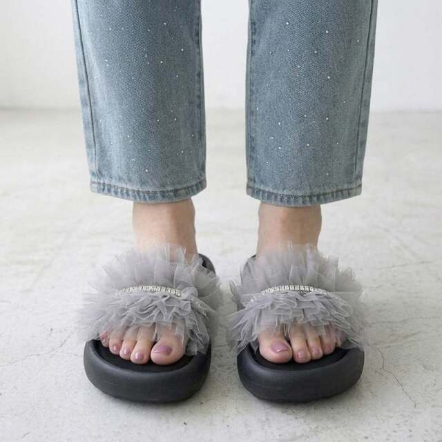 チュールサンダル