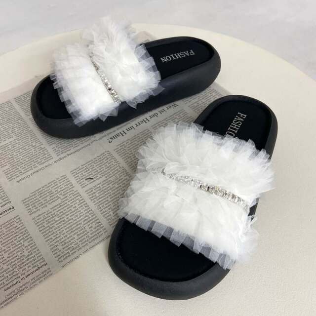 チュールサンダル