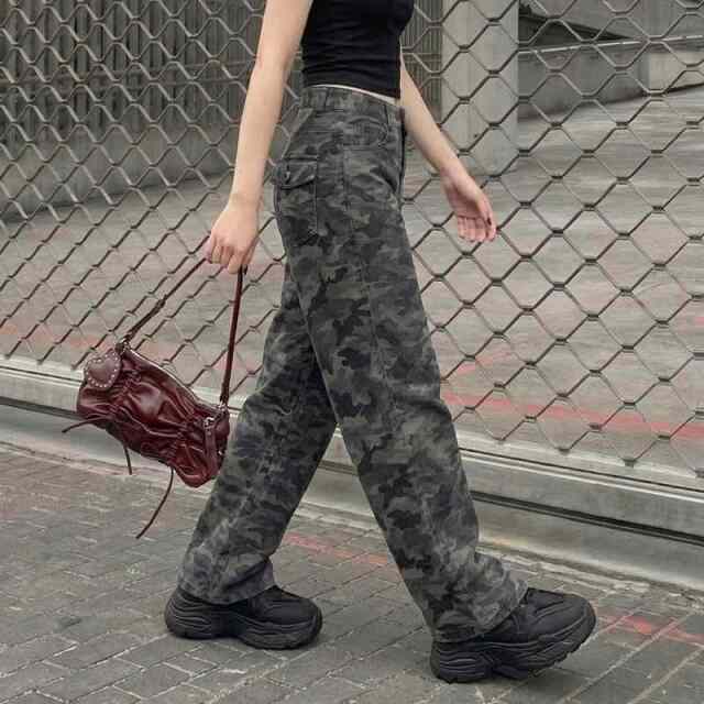 迷彩ワイドパンツ
