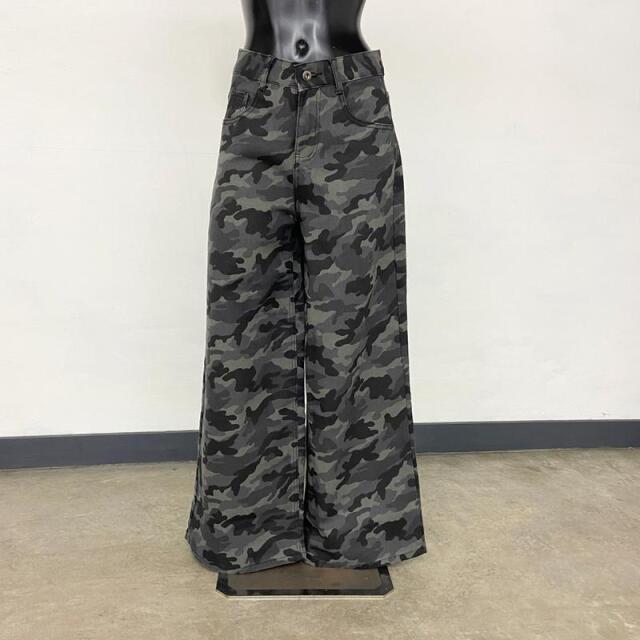 迷彩ワイドパンツ